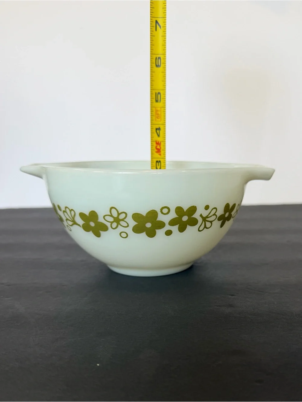 Pyrex 441 Spring Blossom Crazy Green Daisy 1.5 Qt Mixing Cinderella Bowl